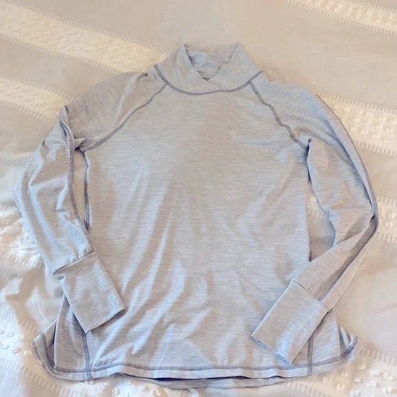 Apana Tops Apana Scuba Style Yoga Top Color Gray White Size L Katezwicker s Closet